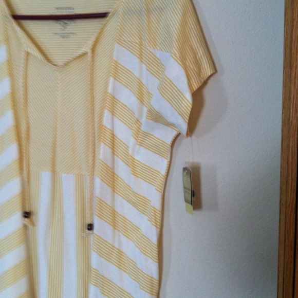 Top - Picture 3 of 3