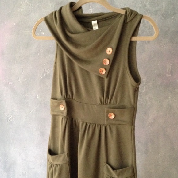 ModCloth "Coach Tour" dress w/ pockets