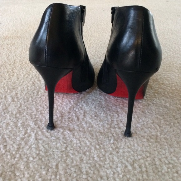 Christian Louboutin's - Picture 3 of 4