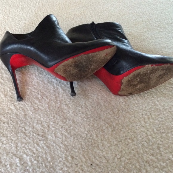 Christian Louboutin's - Picture 4 of 4