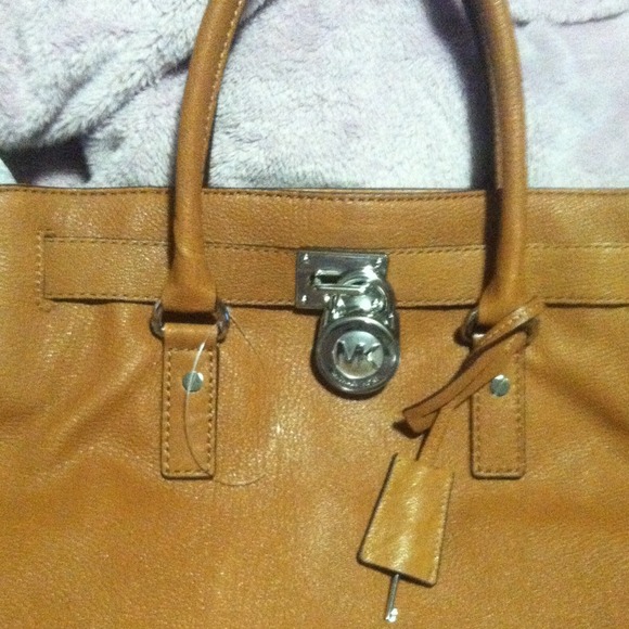 Bundle ‼️Authentic hamilton michael kors