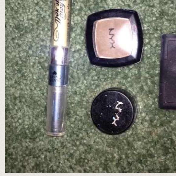 💄💅given to @davishka!!! FREE with any purchase