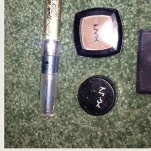 💄💅given to @davishka!!! FREE with any purchase