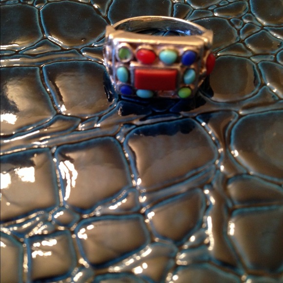 Colored stoned ring