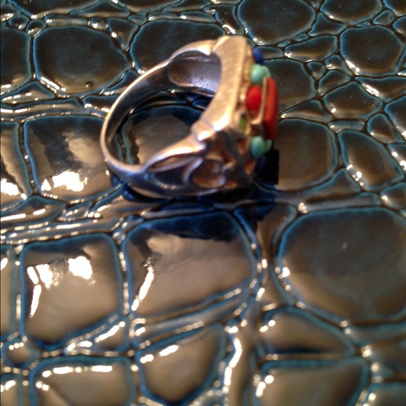 Colored stoned ring - Picture 2 of 3