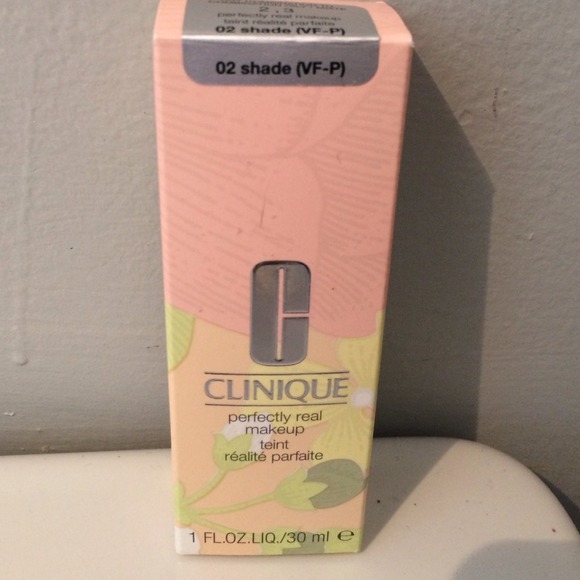 Clinique "Perfectly Real" BB makeup