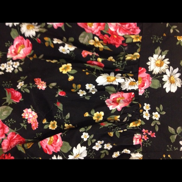 Sold - Picture 3 of 3