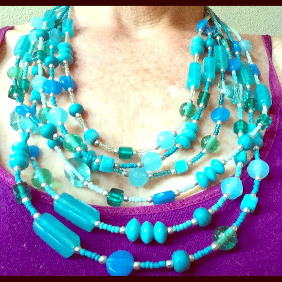 NWOT Bright 6 strand turquoise glass bead necklace