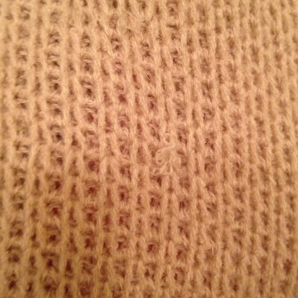 BUNDLED. Nude Knit 3/4 Sleeve Sweater. - Picture 4 of 4
