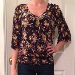 1/4 sleeve flower blouse