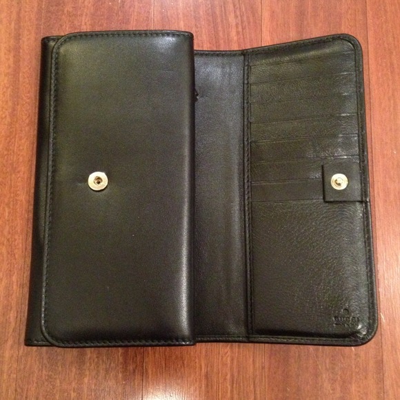 SOLD ✨HP 5.10✨ Authentic new leather Gucci wallet - Picture 2 of 4