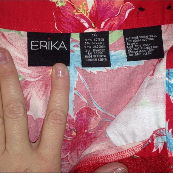 Red Hawaiian Capri pants.  Size 14 - Picture 3 of 3