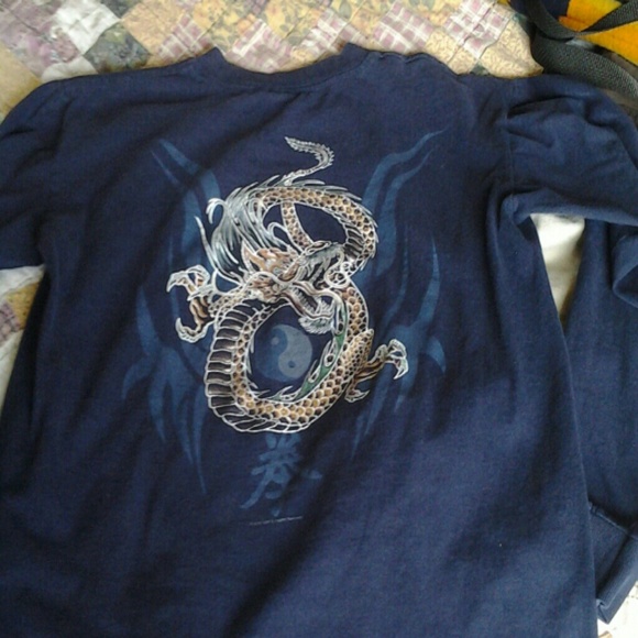 Tshirt - Picture 4 of 4