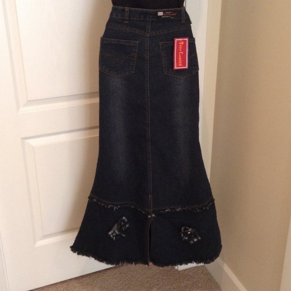 ❣❣Awesome skirt with cute details - Picture 4 of 4