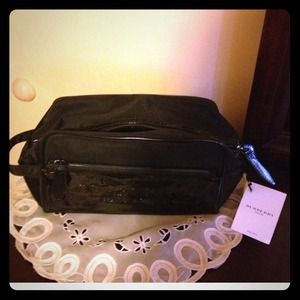 Authentic burberry makeup/travel bag