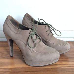 ❌SOLD❌ ALDO Suede Heel in Taupe