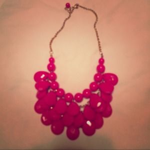 Statement necklace