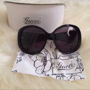 ❌SOLD❌ GUCCI Limited Edition Flora by Gucci