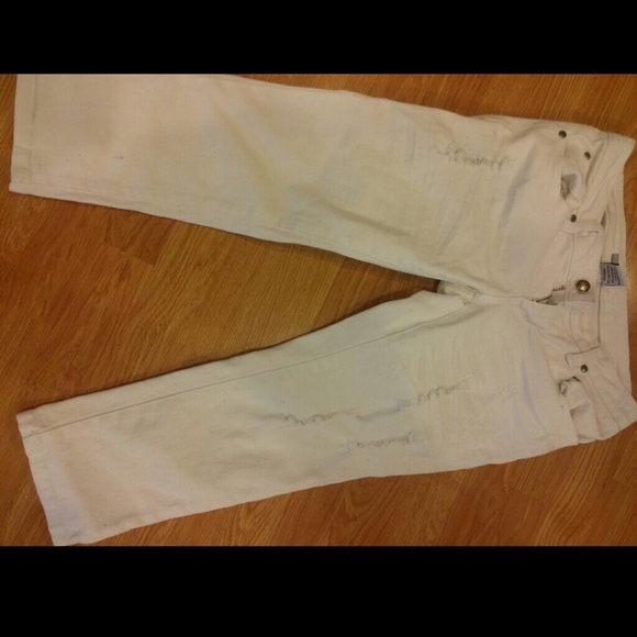 White max love Capris