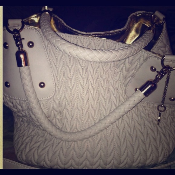 Used BigBuddah Handbag. Off white/Cream