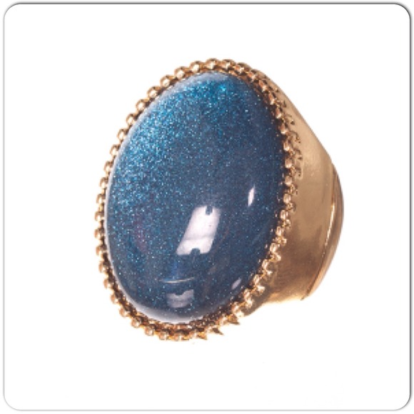 Blue ring with sparkles