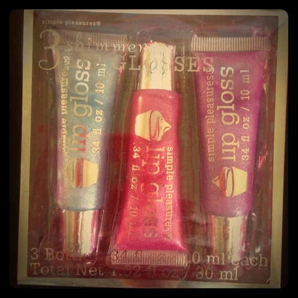 3 shimmer lip glosses