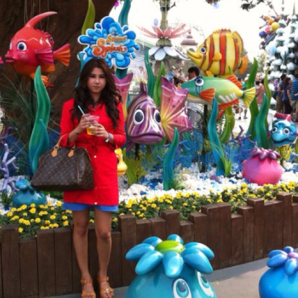 SOLD Red jacket - Picture 2 of 4