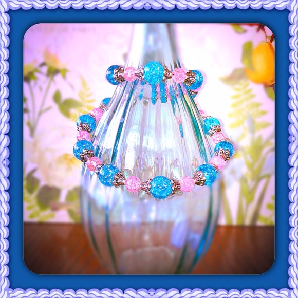 Pink & Blue Cracked Glass Necklace - Picture 2 of 4