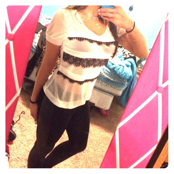 Fancy black & white short sleeve shirt laced blk - Picture 1 of 4