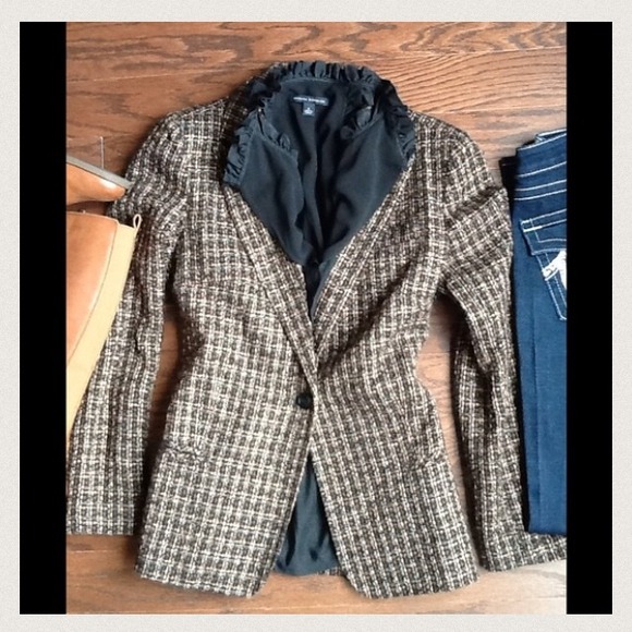 Gifted. 💗💗💗💗. Tweed jacket