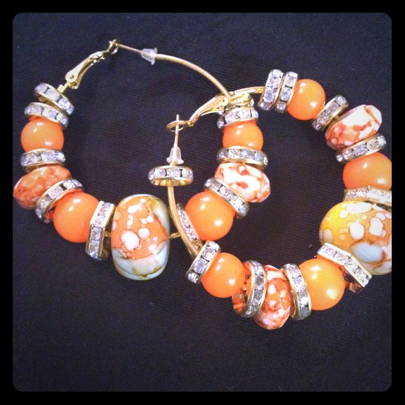 Brand NEW hoop earrings