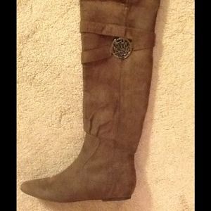 ***KATHY VAN ZEELAND OVER THE KNEE BOOTS***