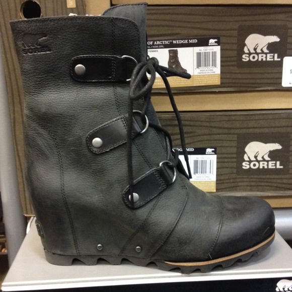 sorel Boots - Cerelle wood wedge