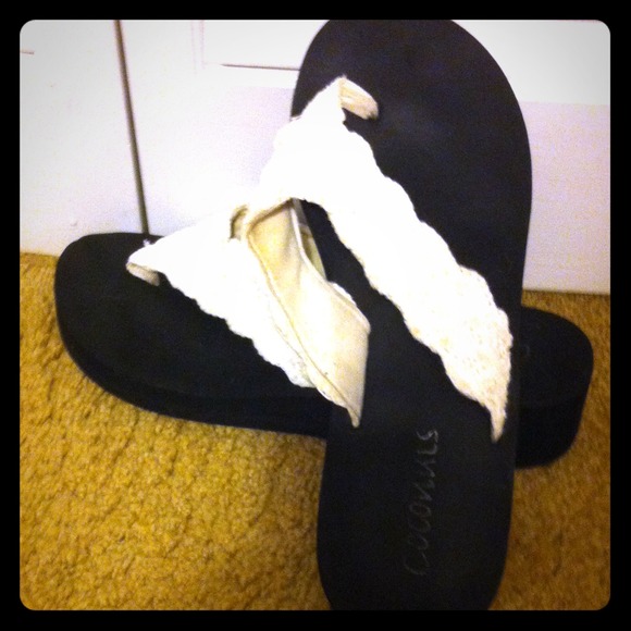 Coconuts Cream laced flip flops