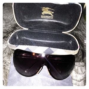 Burberry sunglasses