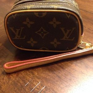 Authentic LV wapity wristlet small