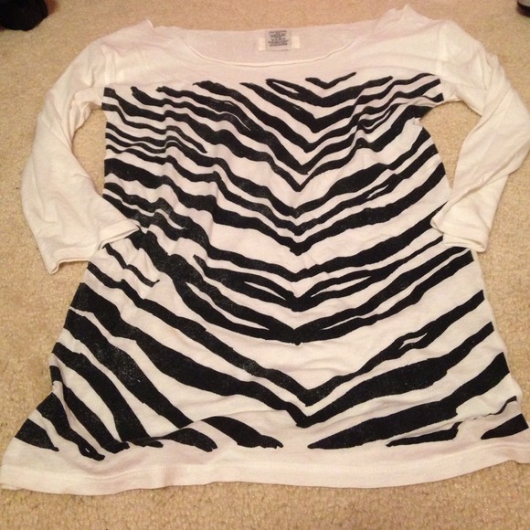 PINK Victoria's Secret zebra print top - Picture 2 of 3