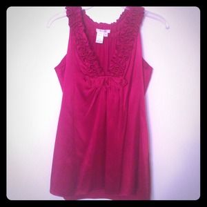 ⬇️⬇️⬇️Sophia Max silk red ruffle sleeveless top