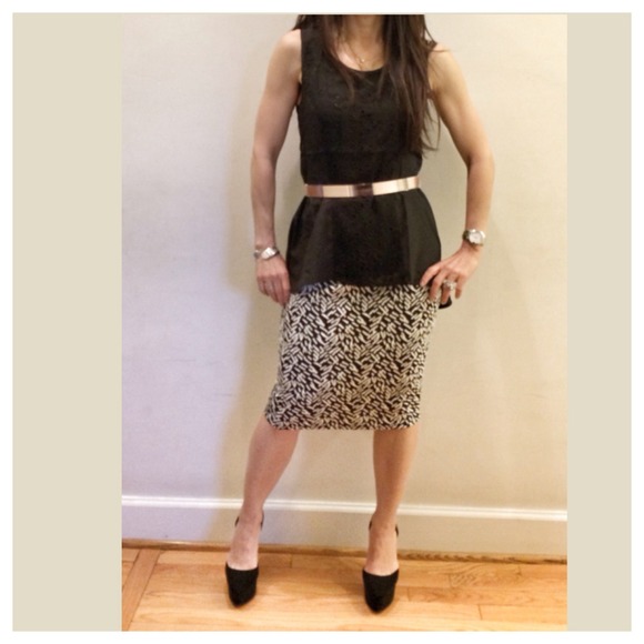 Black white knee length skirt Last one - Picture 2 of 4