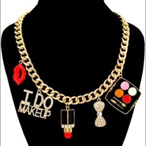 Beauty Staple Necklace Set