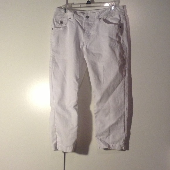 White capris
