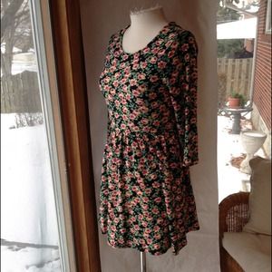 Forever 21 nineties inspired long sleeve dress