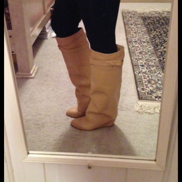 ❌NO TRADES❌ 🎉REDUCED🎉Tan Leather Wedge boots