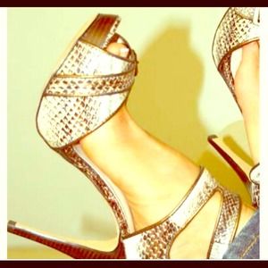 Pelle Moda Vicious Sandal