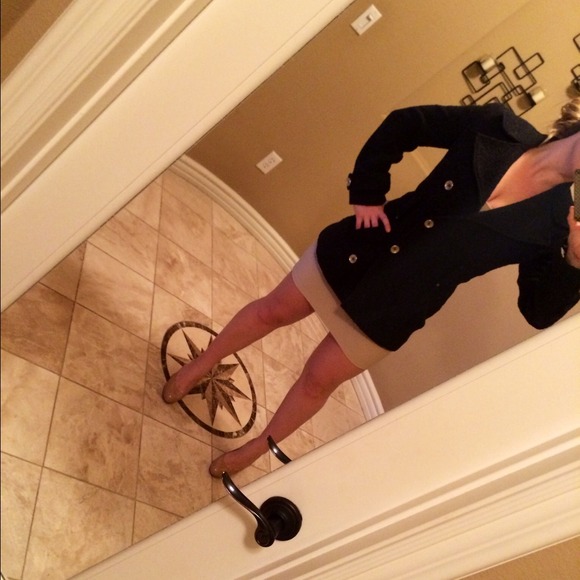 Dolce and gabanna coat - Picture 1 of 4