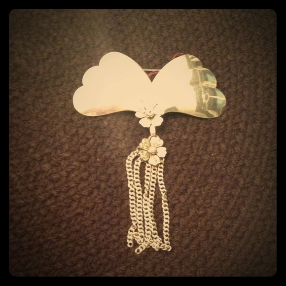 Sterling silver vintage pin