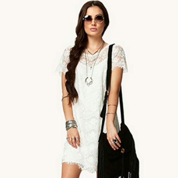 ❎❎BUNDLED❎❎Forever 21 white Lace Floral Dress