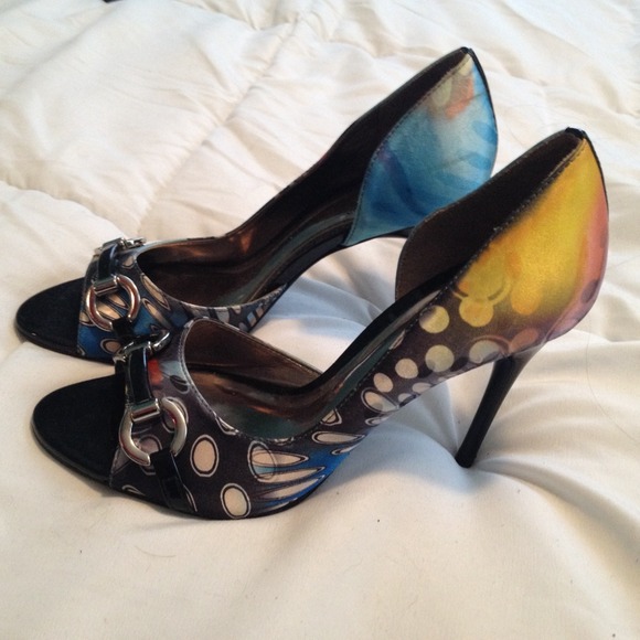 Carlos Santana Shoes - ⬇️️REDUCED!⬇️🎉HP 3.4!🎉 Carlos Santana heels️