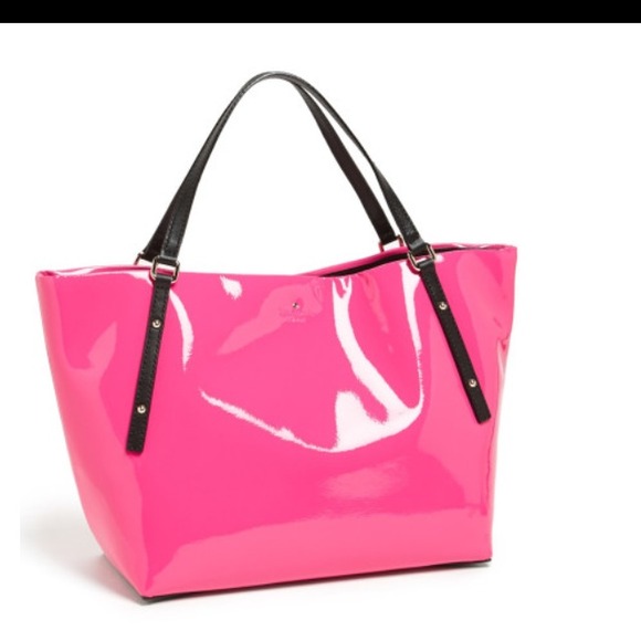 SALE! 💞KATE SPADE TOTE💞 - Picture 2 of 3