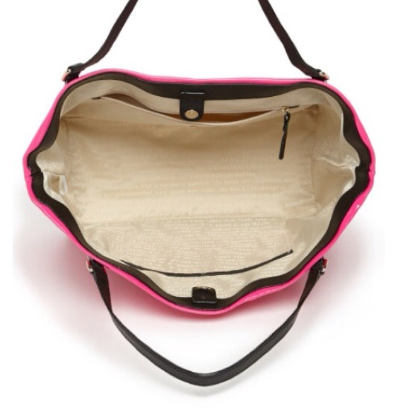 SALE! 💞KATE SPADE TOTE💞 - Picture 3 of 3